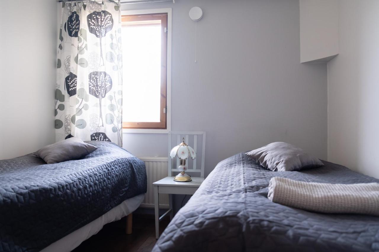 Bed & Breakfast Restaurang Sybarit Houtskar Eksteriør bilde