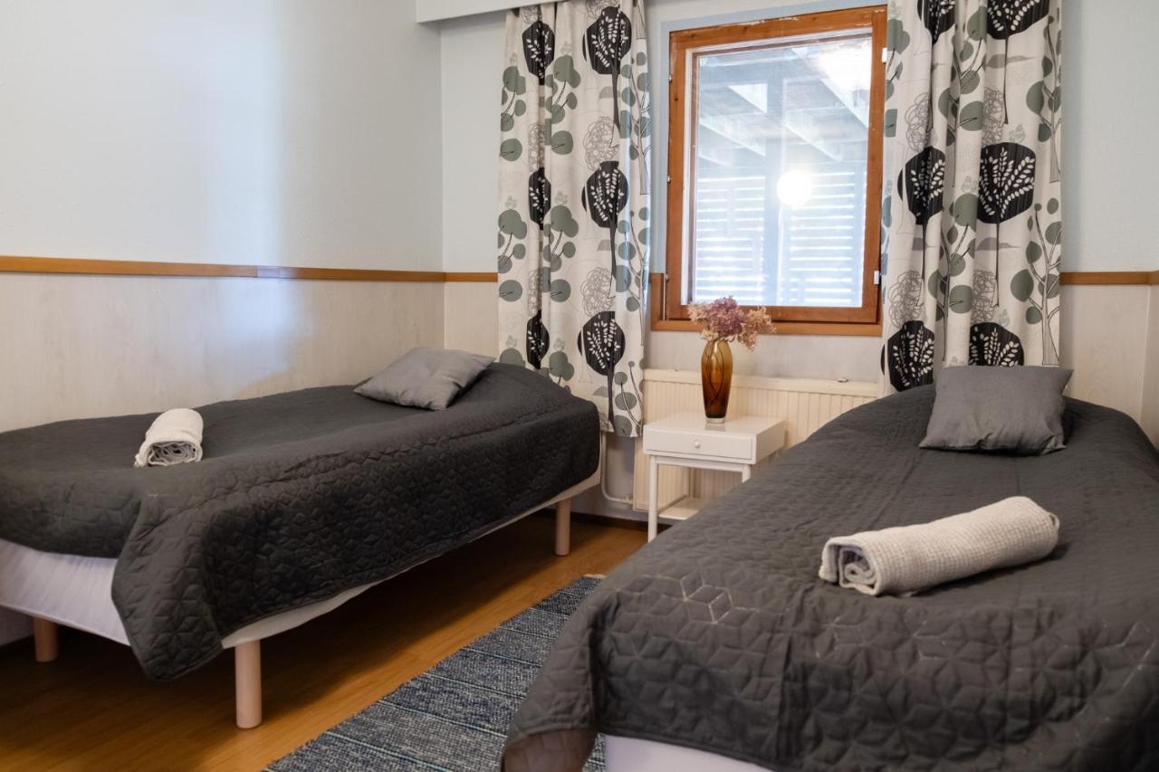 Bed & Breakfast Restaurang Sybarit Houtskar Eksteriør bilde
